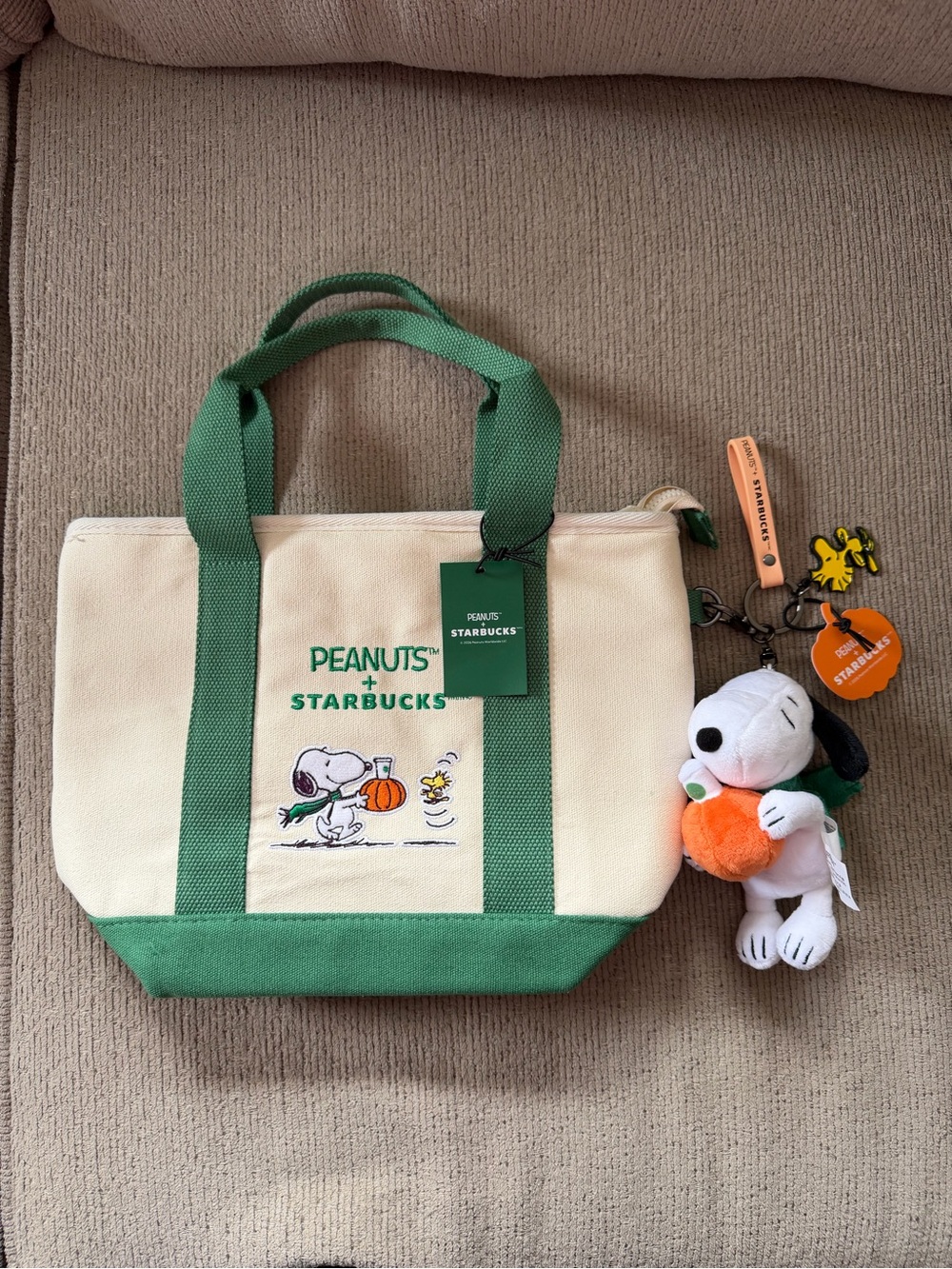 Starbucks x Peanuts Snoopy Tote Bag and Bag Charm Fall 2026 Limited Edition Bag